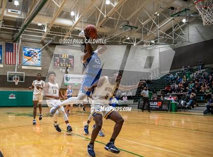 Thumbnail 3 in Winter Haven vs. South Medford (Hardwood Invite 2nd Round) photogallery.
