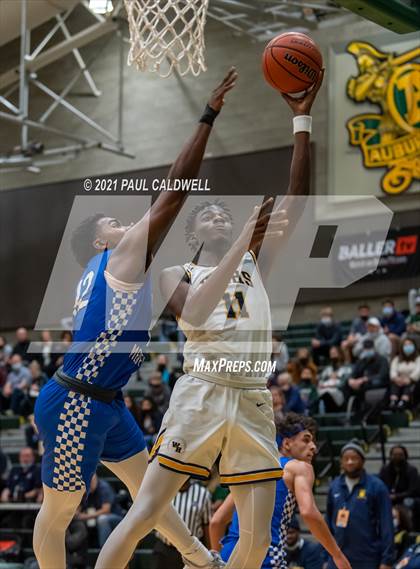 Thumbnail 1 in Winter Haven vs. South Medford (Hardwood Invite 2nd Round) photogallery.