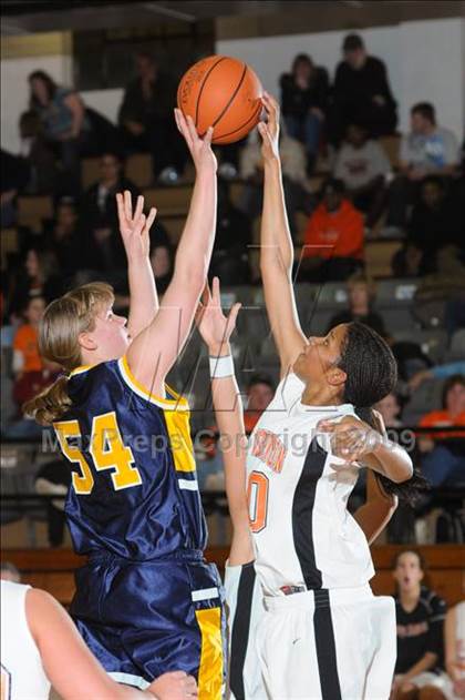 Thumbnail 2 in Marion vs. Mt. Vernon photogallery.