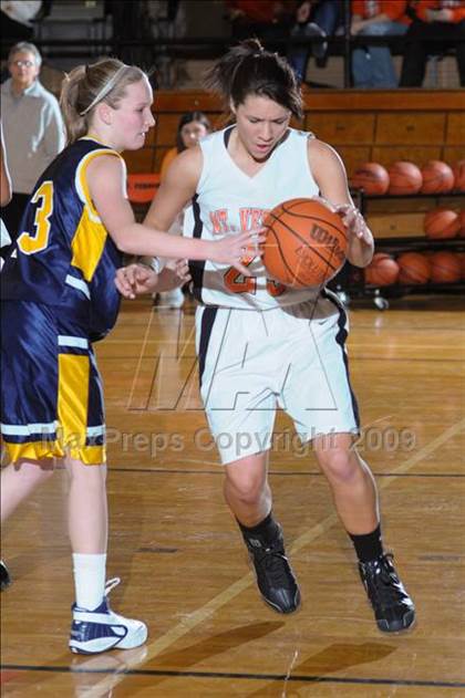 Thumbnail 2 in Marion vs. Mt. Vernon photogallery.