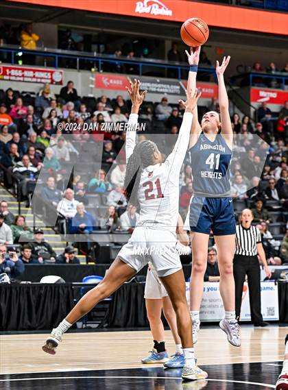 Thumbnail 3 in Scranton vs Abington Heights (PIAA District II 5A Final) photogallery.