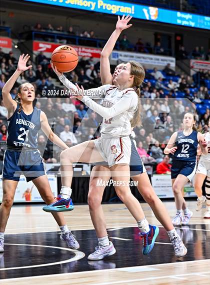 Thumbnail 2 in Scranton vs Abington Heights (PIAA District II 5A Final) photogallery.