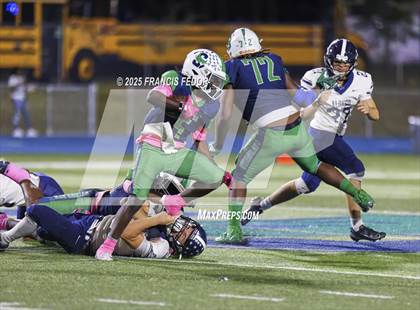 Thumbnail 1 in Alonso @ Sumner photogallery.