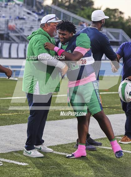 Thumbnail 2 in Alonso @ Sumner photogallery.