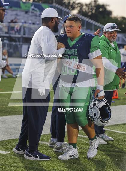 Thumbnail 1 in Alonso @ Sumner photogallery.