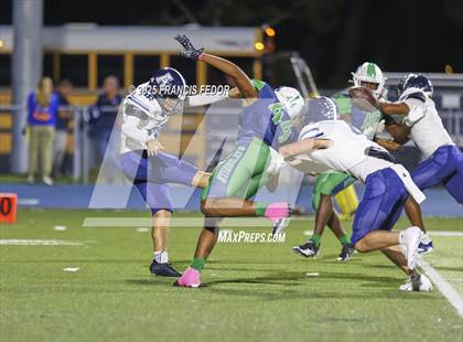 Thumbnail 1 in Alonso @ Sumner photogallery.