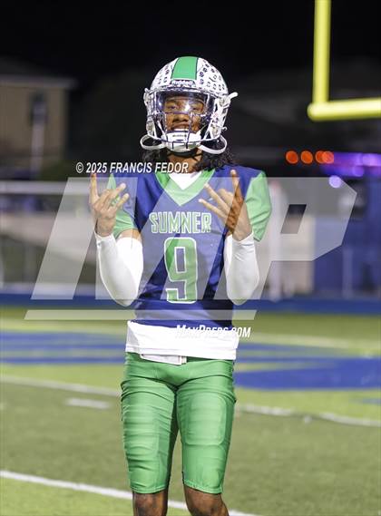 Thumbnail 3 in Alonso @ Sumner photogallery.