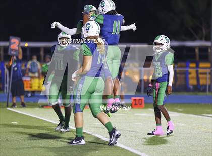 Thumbnail 3 in Alonso @ Sumner photogallery.