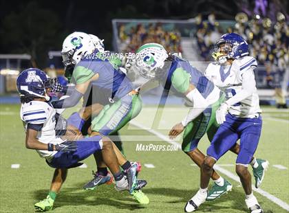 Thumbnail 3 in Alonso @ Sumner photogallery.