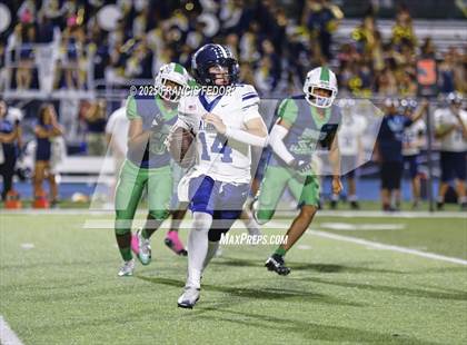 Thumbnail 3 in Alonso @ Sumner photogallery.