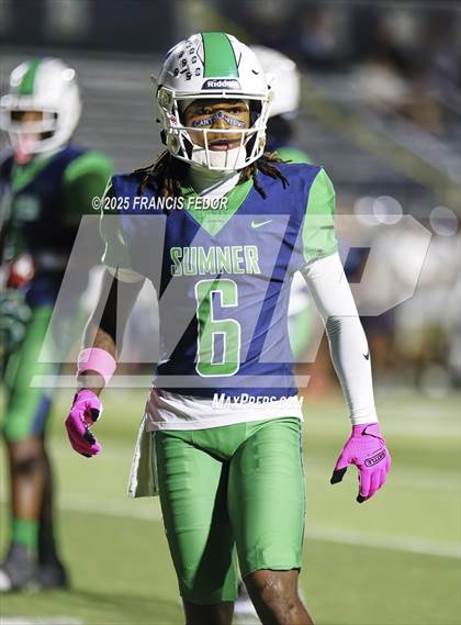 Thumbnail 2 in Alonso @ Sumner photogallery.