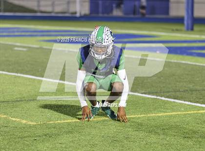 Thumbnail 2 in Alonso @ Sumner photogallery.