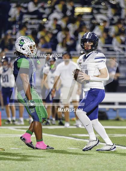 Thumbnail 2 in Alonso @ Sumner photogallery.