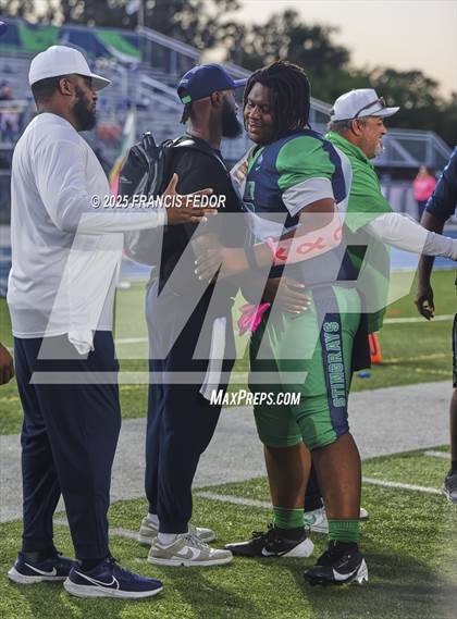 Thumbnail 2 in Alonso @ Sumner photogallery.