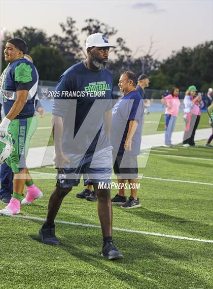 Thumbnail 3 in Alonso @ Sumner photogallery.