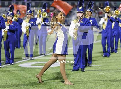 Thumbnail 2 in Alonso @ Sumner photogallery.