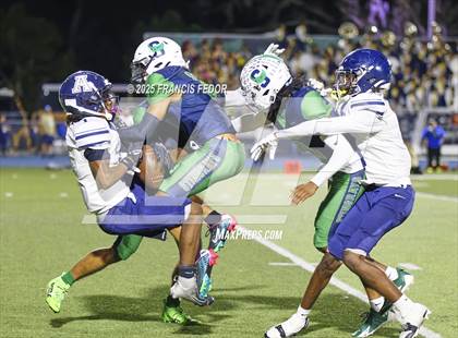 Thumbnail 2 in Alonso @ Sumner photogallery.