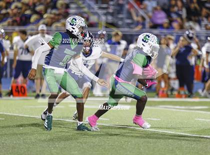 Thumbnail 2 in Alonso @ Sumner photogallery.