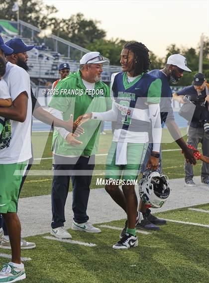 Thumbnail 1 in Alonso @ Sumner photogallery.