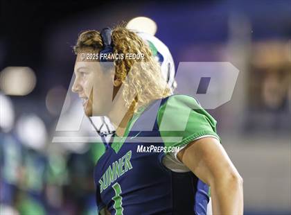 Thumbnail 2 in Alonso @ Sumner photogallery.