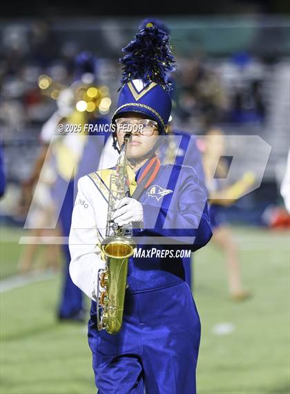 Thumbnail 3 in Alonso @ Sumner photogallery.