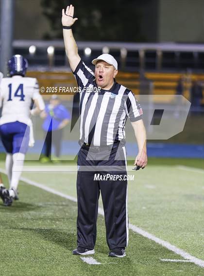 Thumbnail 3 in Alonso @ Sumner photogallery.