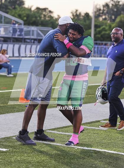 Thumbnail 1 in Alonso @ Sumner photogallery.