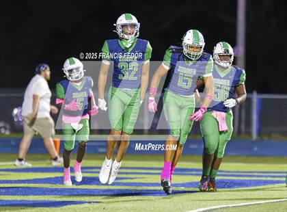 Thumbnail 2 in Alonso @ Sumner photogallery.