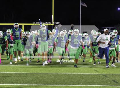 Thumbnail 1 in Alonso @ Sumner photogallery.