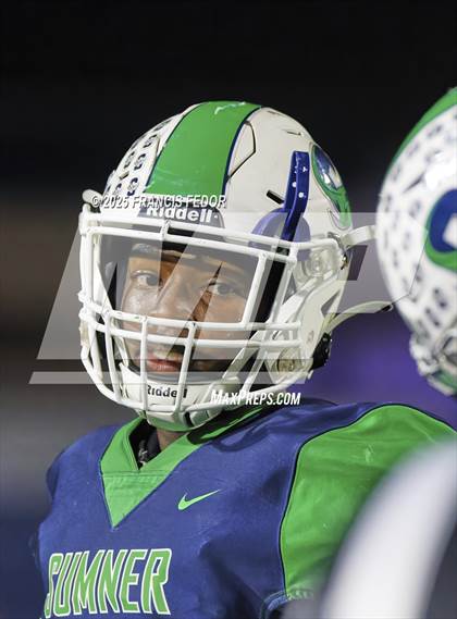 Thumbnail 1 in Alonso @ Sumner photogallery.