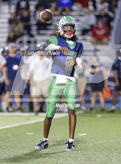 Thumbnail 3 in Alonso @ Sumner photogallery.