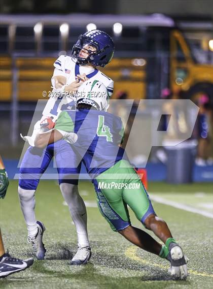 Thumbnail 1 in Alonso @ Sumner photogallery.