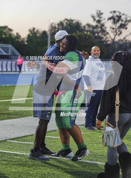 Thumbnail 3 in Alonso @ Sumner photogallery.