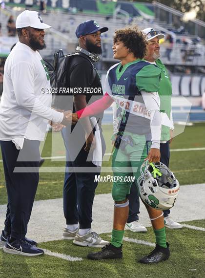 Thumbnail 3 in Alonso @ Sumner photogallery.