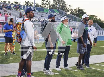 Thumbnail 3 in Alonso @ Sumner photogallery.