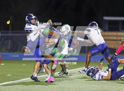 Thumbnail 3 in Alonso @ Sumner photogallery.