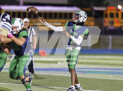 Thumbnail 1 in Alonso @ Sumner photogallery.