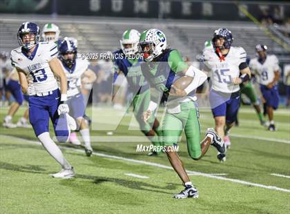 Thumbnail 2 in Alonso @ Sumner photogallery.