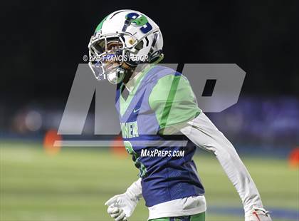 Thumbnail 1 in Alonso @ Sumner photogallery.