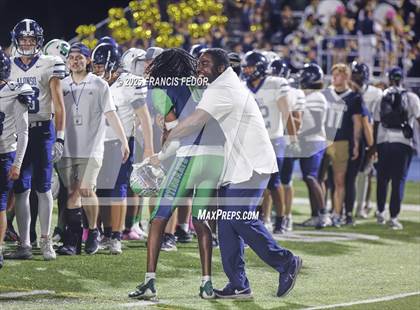 Thumbnail 2 in Alonso @ Sumner photogallery.