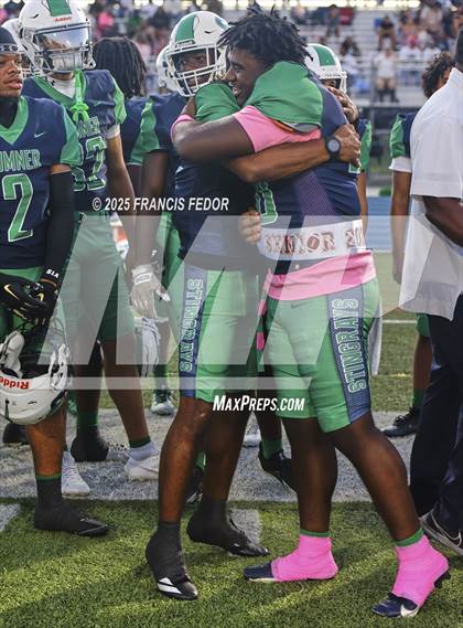 Thumbnail 2 in Alonso @ Sumner photogallery.