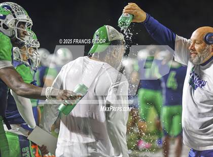 Thumbnail 1 in Alonso @ Sumner photogallery.