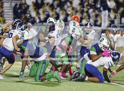 Thumbnail 2 in Alonso @ Sumner photogallery.