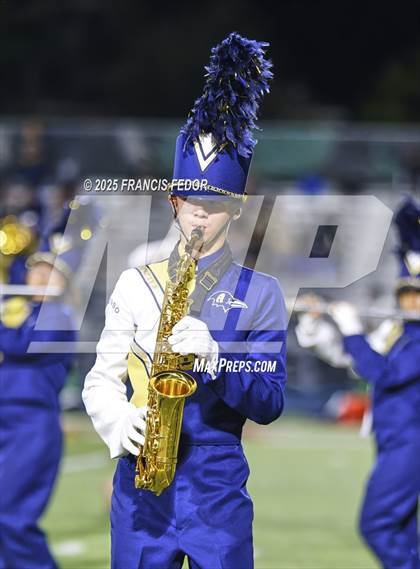 Thumbnail 2 in Alonso @ Sumner photogallery.