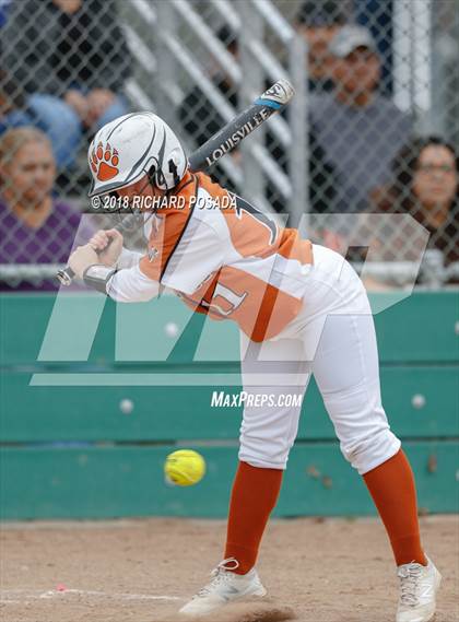 Thumbnail 2 in El Diamante vs. Selma photogallery.