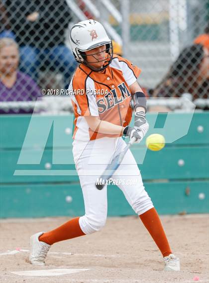Thumbnail 1 in El Diamante vs. Selma photogallery.