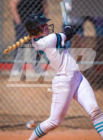 Thumbnail 3 in Highland vs. Hamilton photogallery.