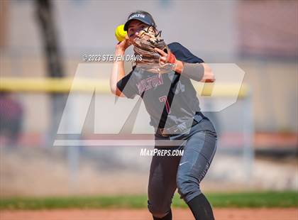 Thumbnail 3 in Highland vs. Hamilton photogallery.