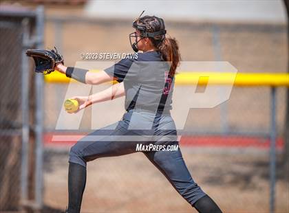 Thumbnail 3 in Highland vs. Hamilton photogallery.