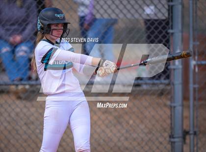 Thumbnail 2 in Highland vs. Hamilton photogallery.